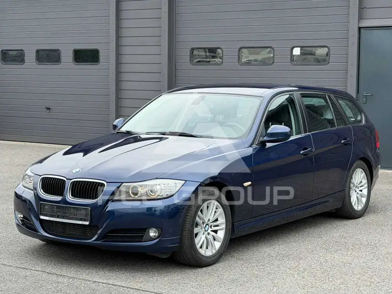 2011 BMW 320