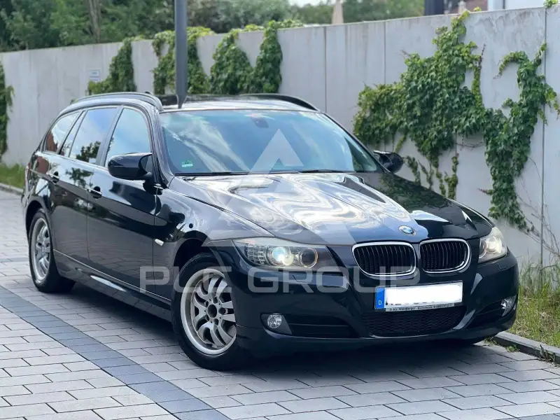 2011 BMW 320