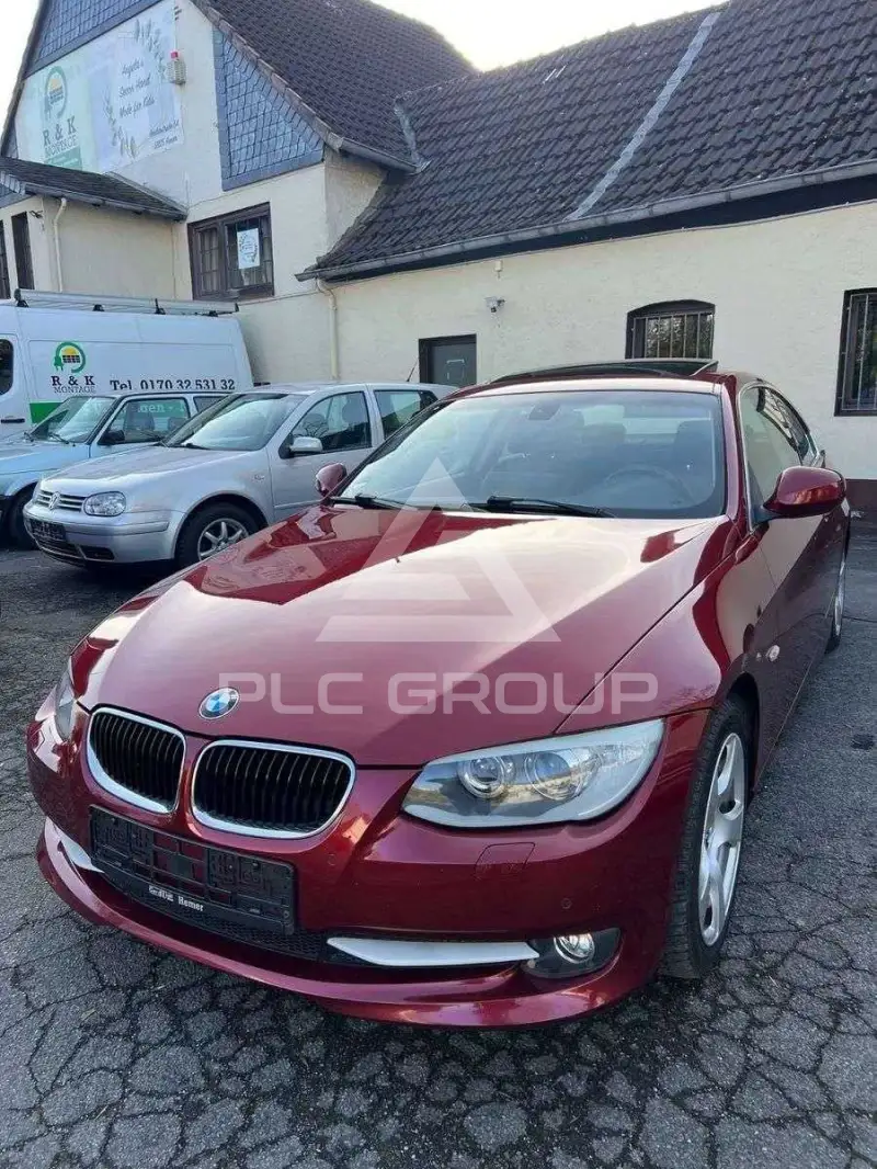 2011 BMW 320