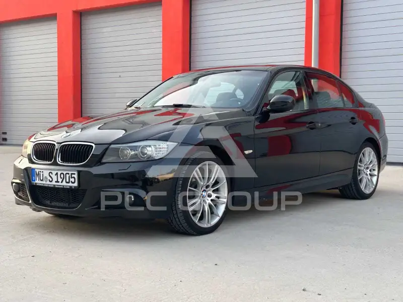 2011 BMW 320