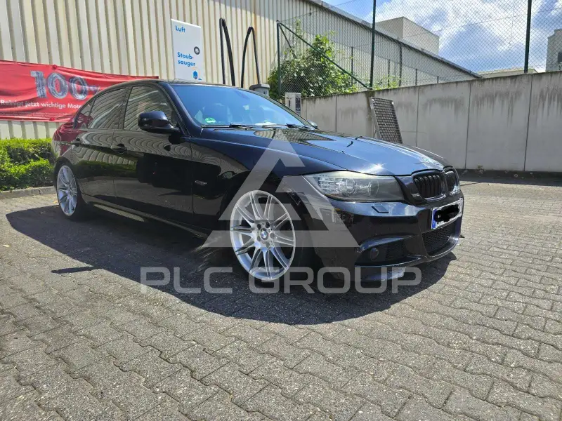 2011 BMW 320