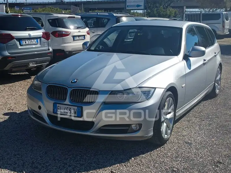 2011 BMW 320