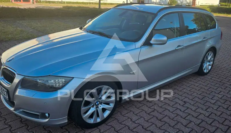 2011 BMW 320