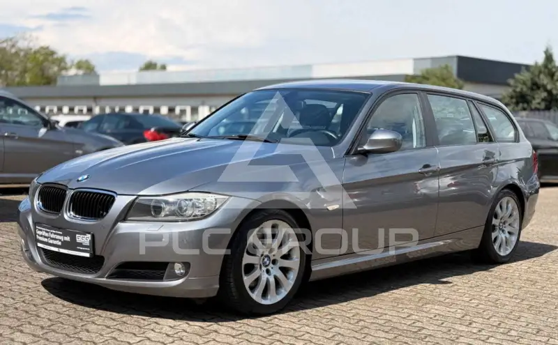 2011 BMW 320