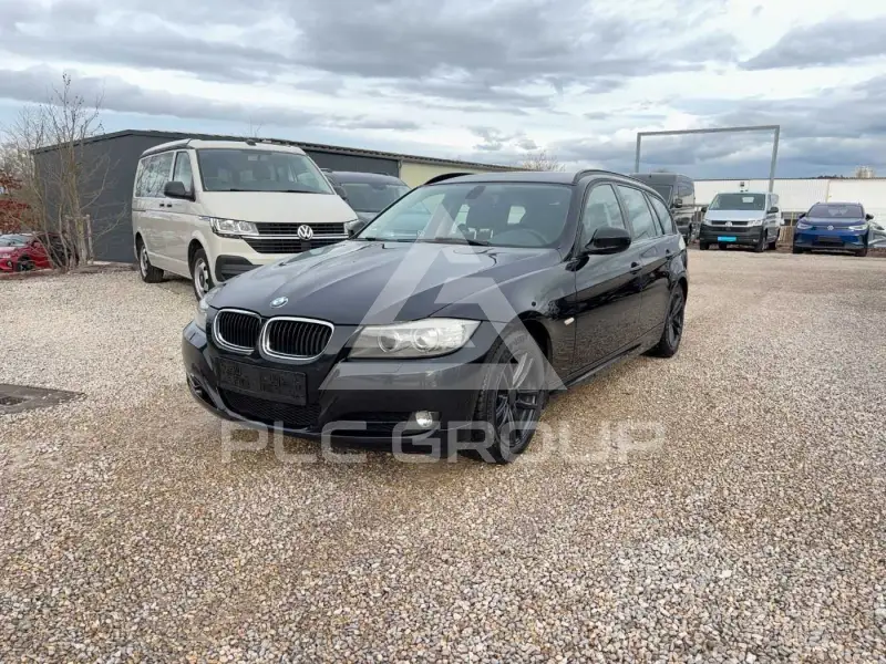 2011 BMW 320
