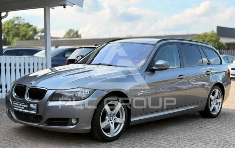 2011 BMW 320