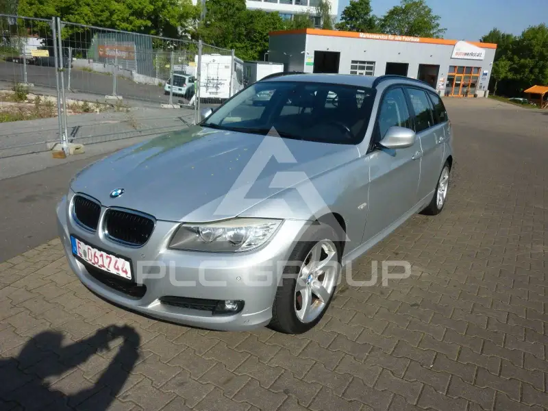 2011 BMW 320