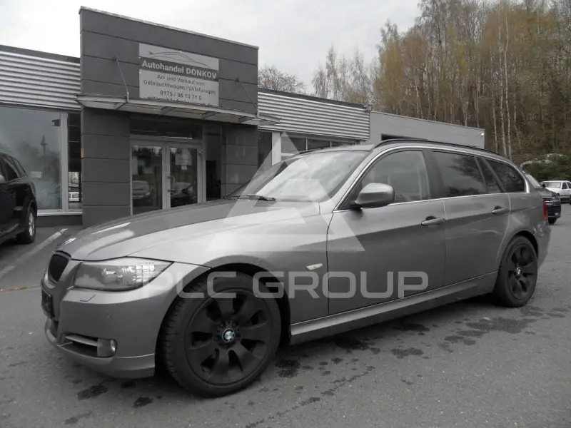 2011 BMW 320