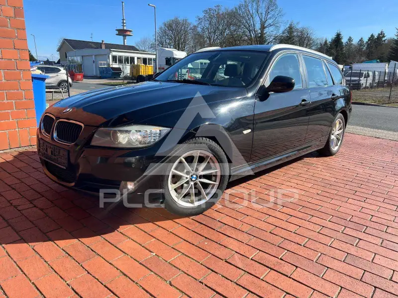 2011 BMW 320