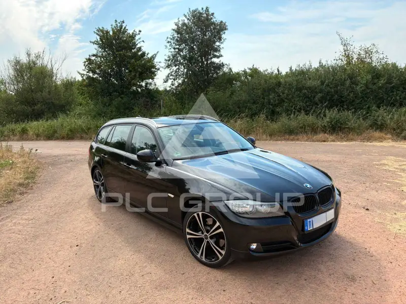 2011 BMW 320