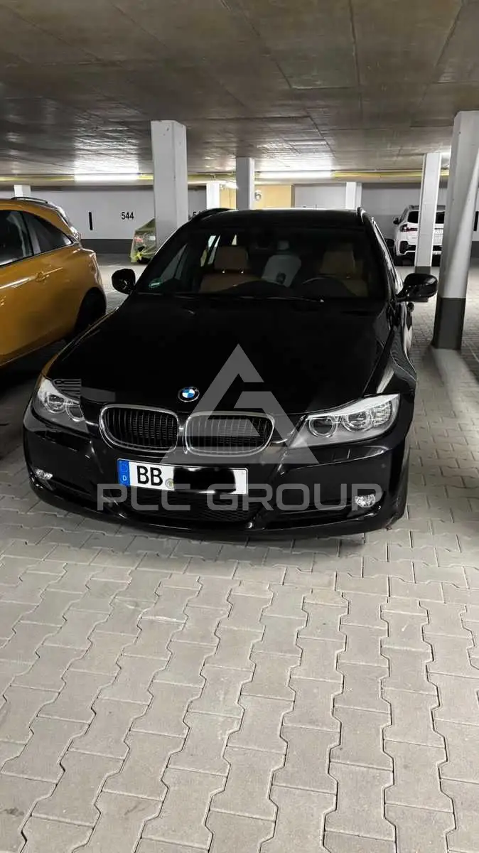 2011 BMW 320