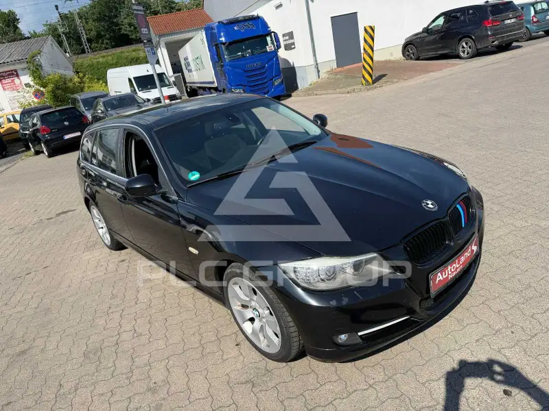 2011 BMW 320