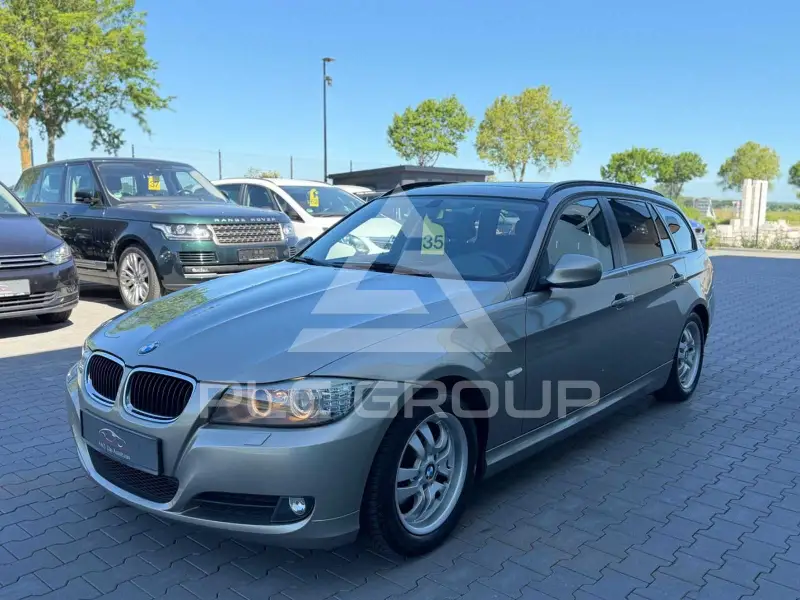 2011 BMW 320