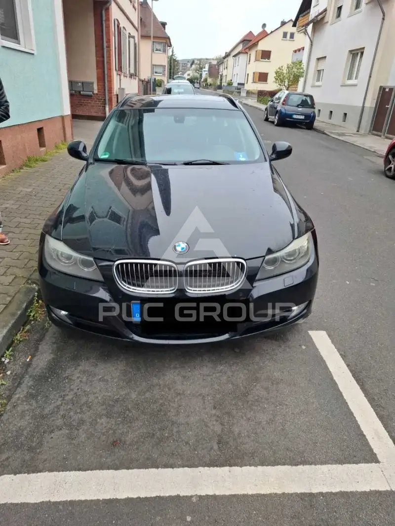 2011 BMW 320