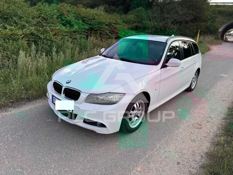 2011 BMW 320