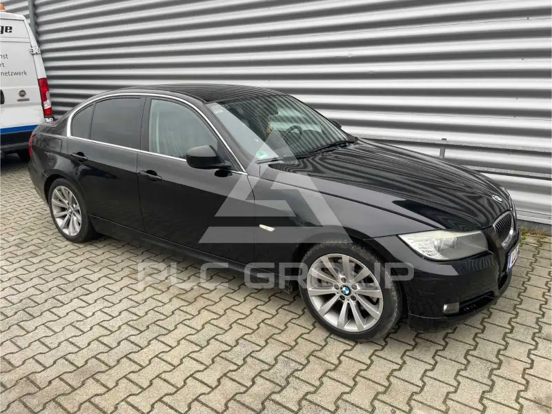 2011 BMW 330
