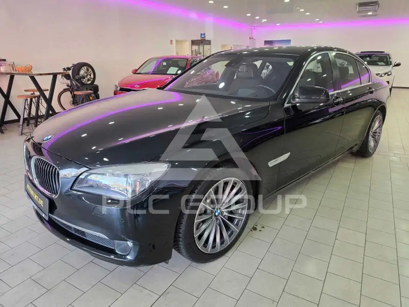 2011 BMW 750