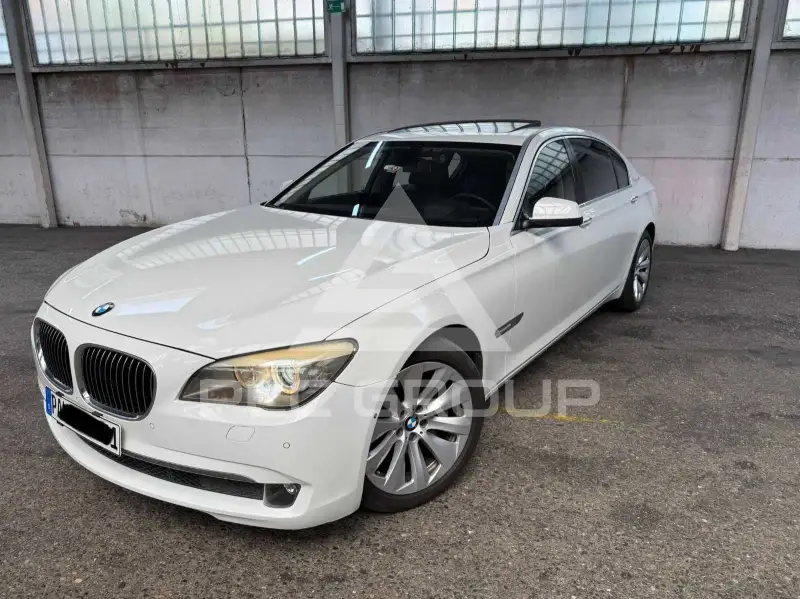 2011 BMW 750