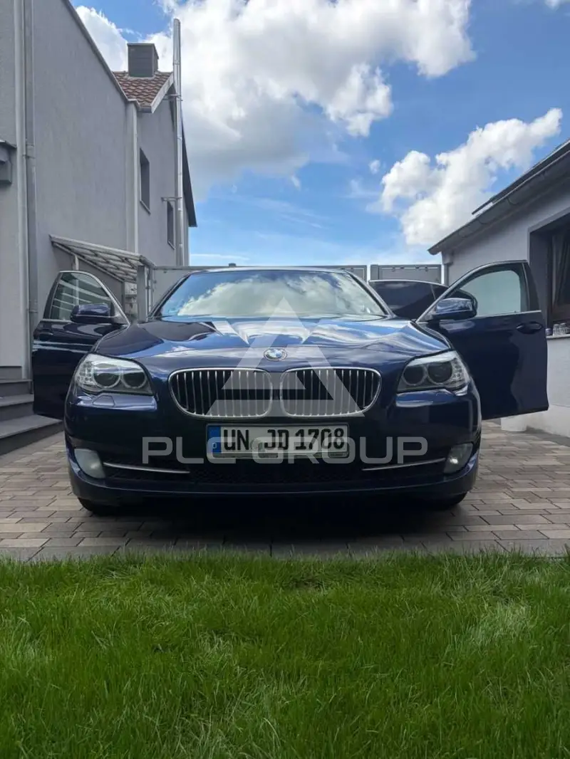 2011 BMW 520