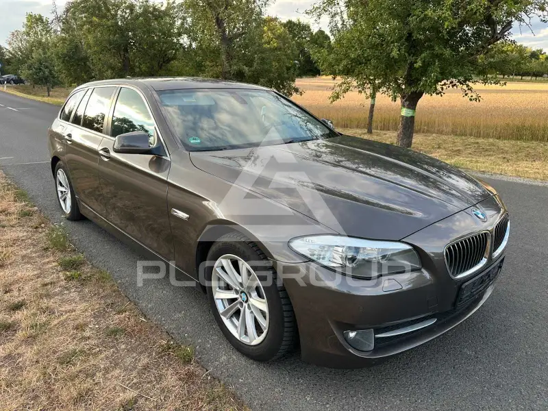2011 BMW 520