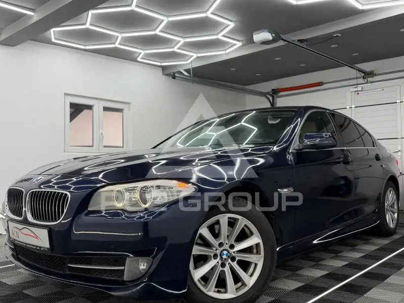2011 BMW 520