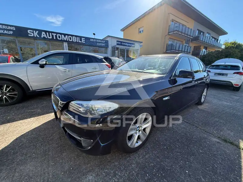 2011 BMW 520