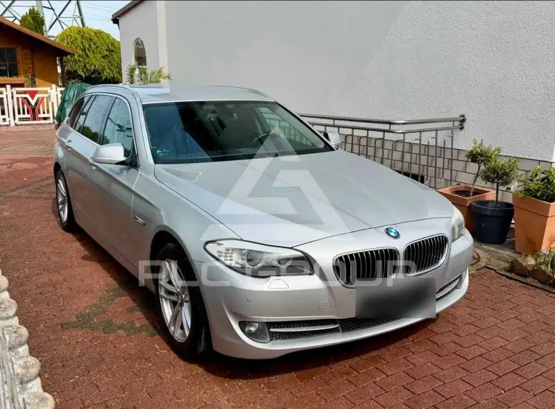 2011 BMW 520