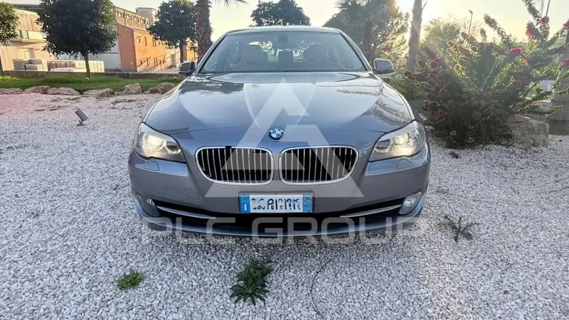 2011 BMW 520