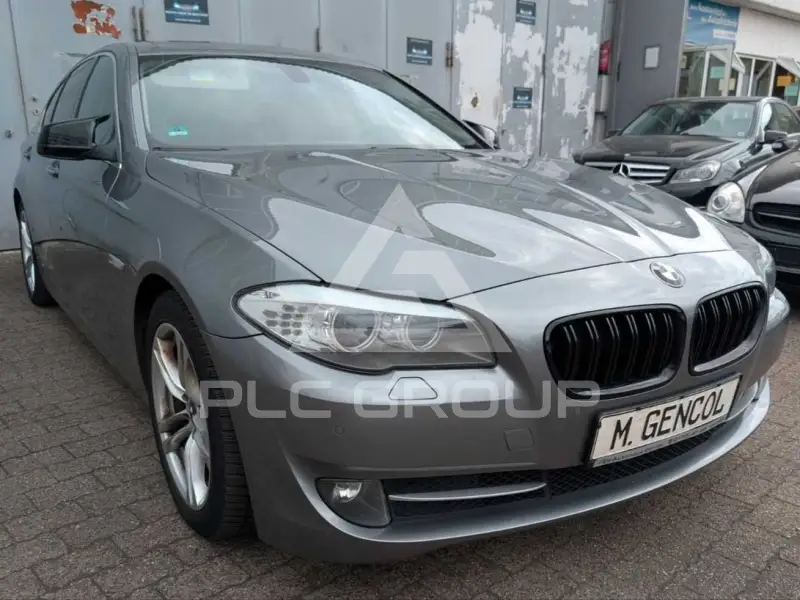 2011 BMW 520