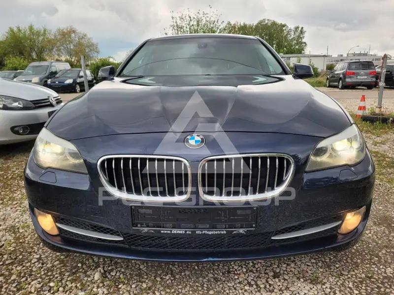 2011 BMW 520
