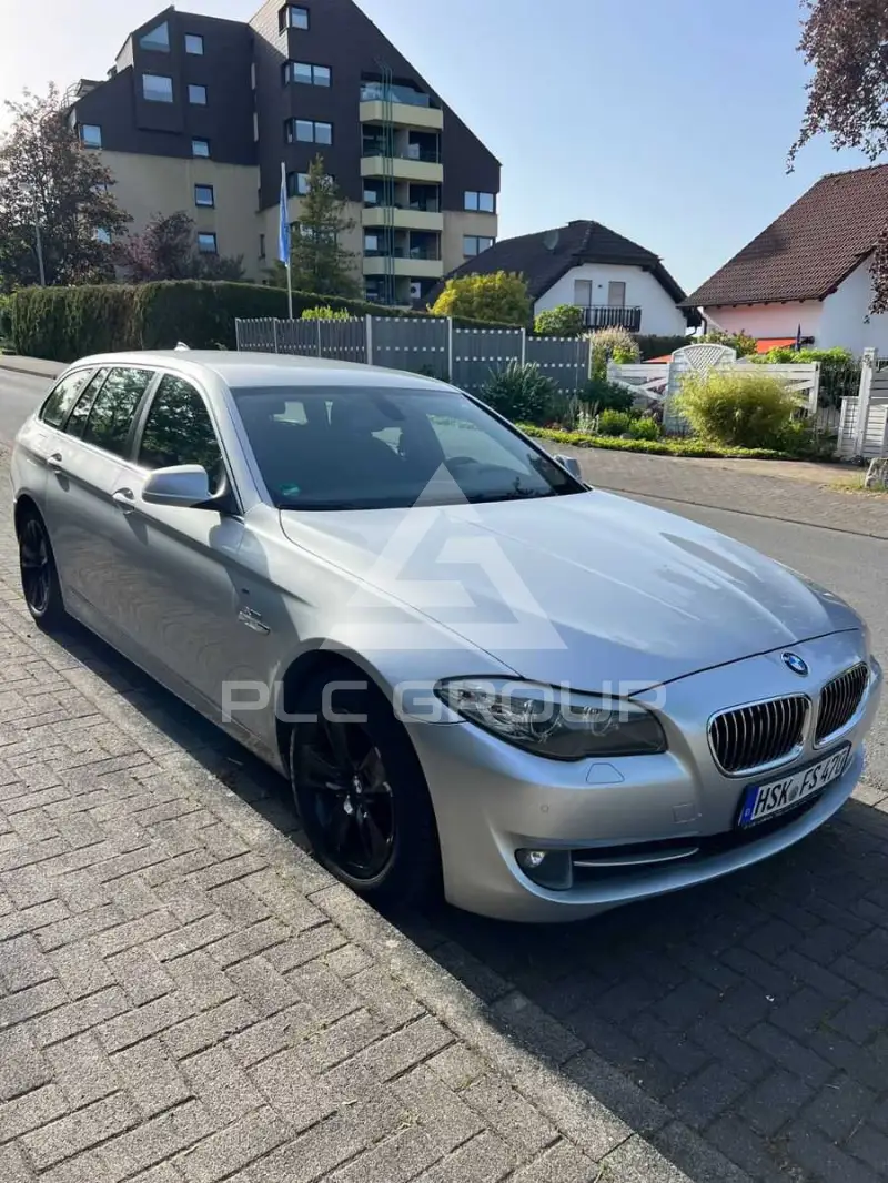 2011 BMW 520