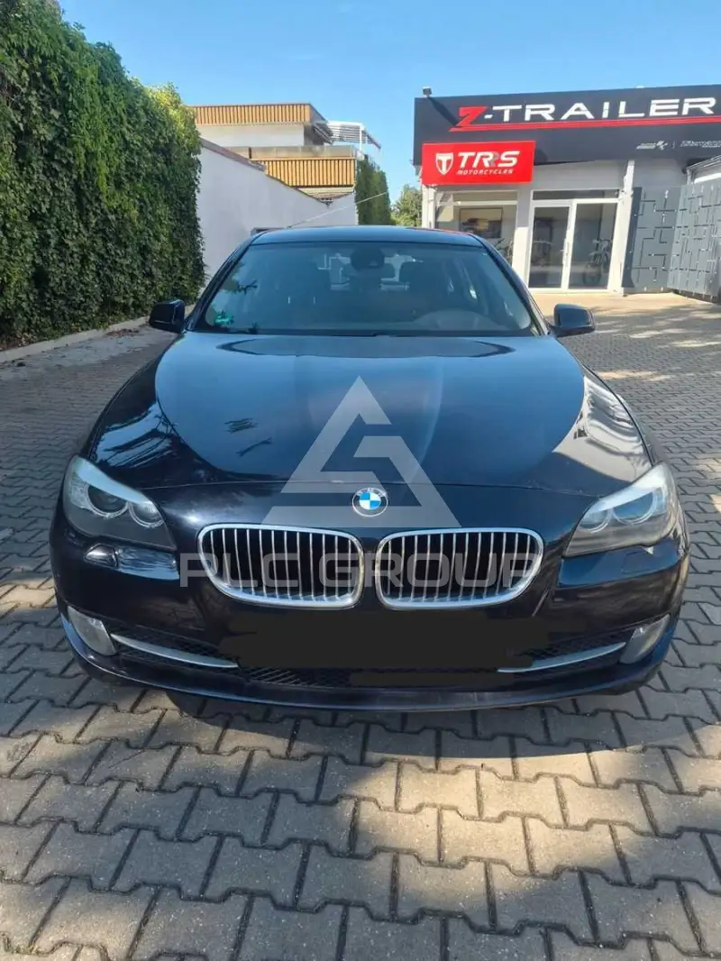 2011 BMW 520