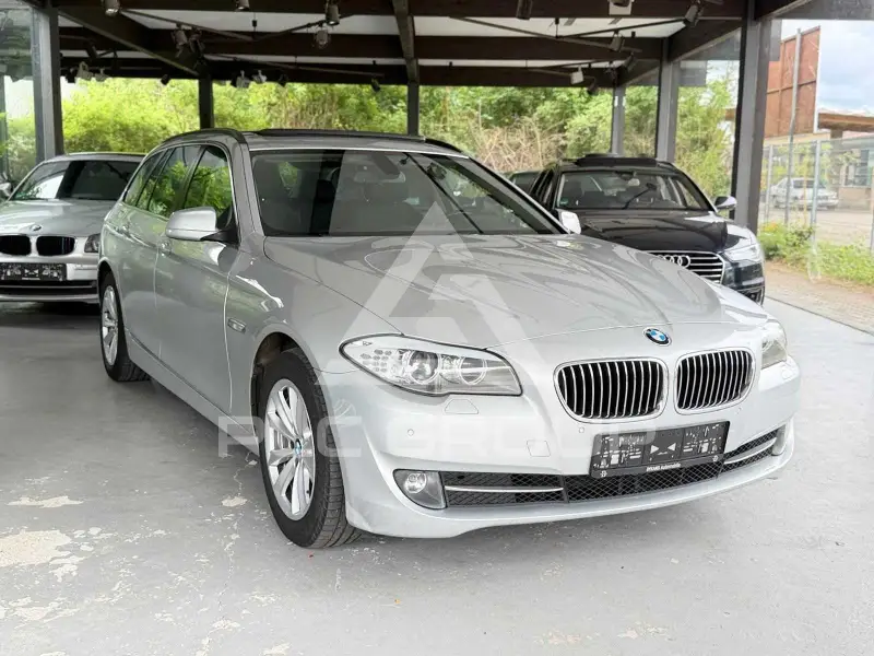 2011 BMW 520