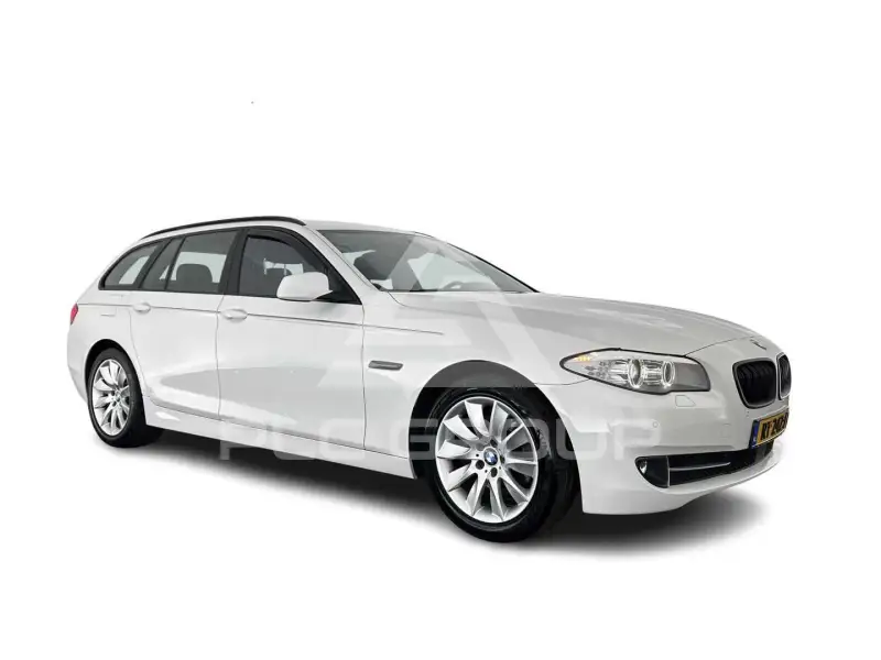 2011 BMW 520