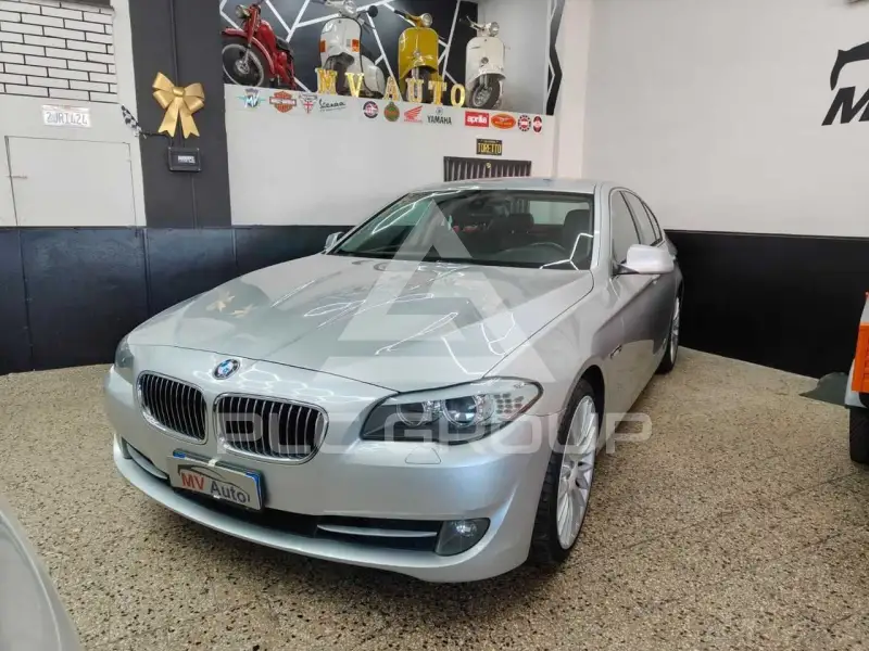 2011 BMW 520