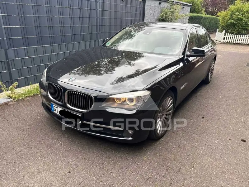 2011 BMW 730