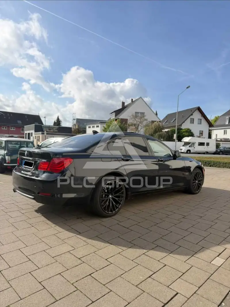 2011 BMW 730