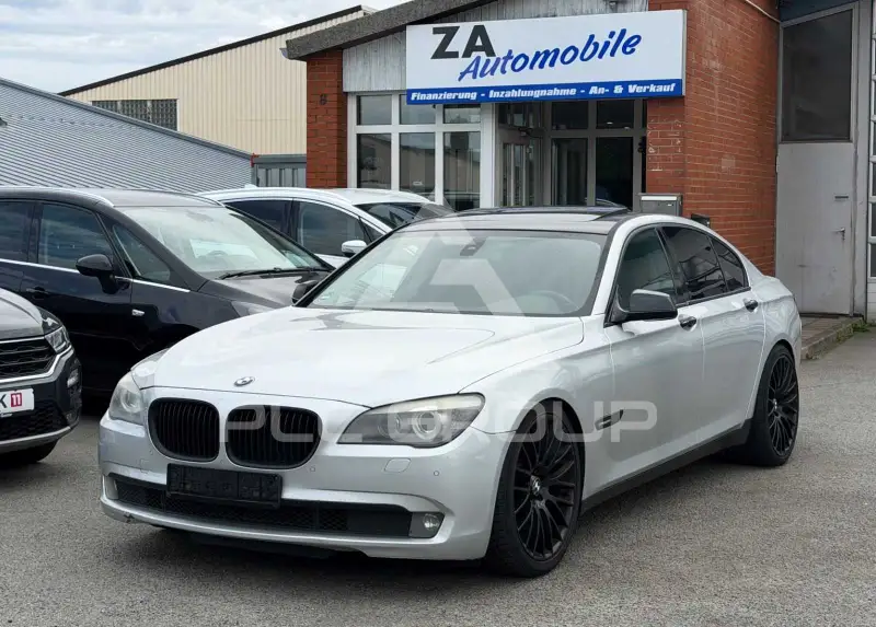 2011 BMW 730