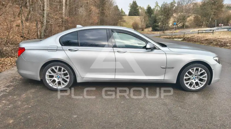 2011 BMW 730