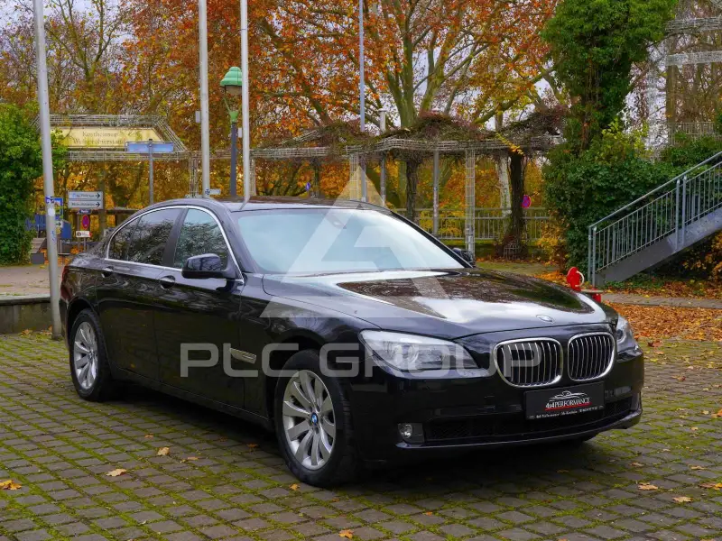 2011 BMW 730