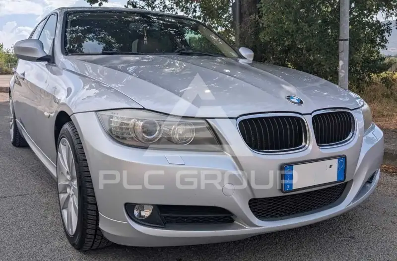 2011 BMW 318