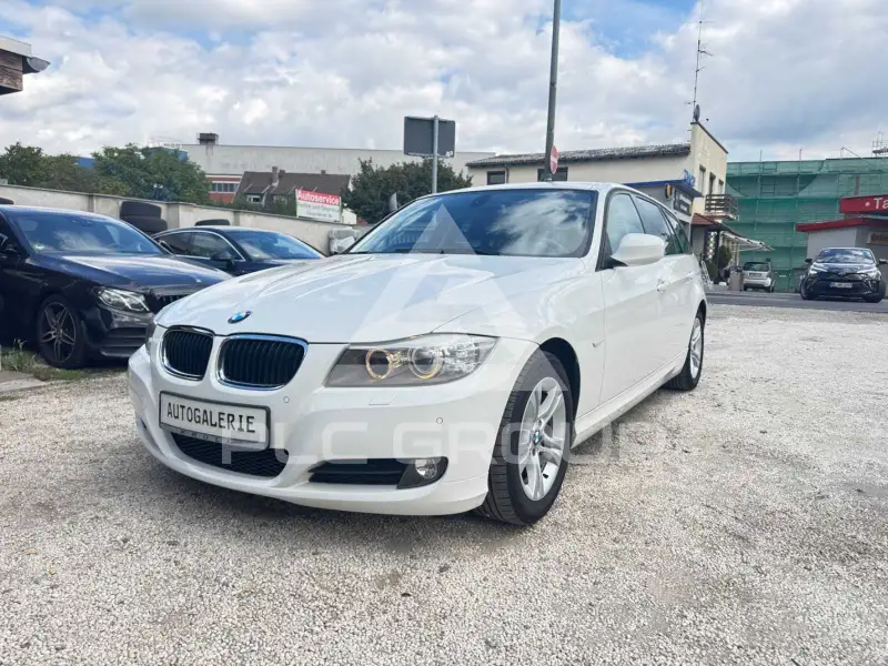 2011 BMW 318