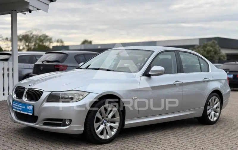 2011 BMW 318
