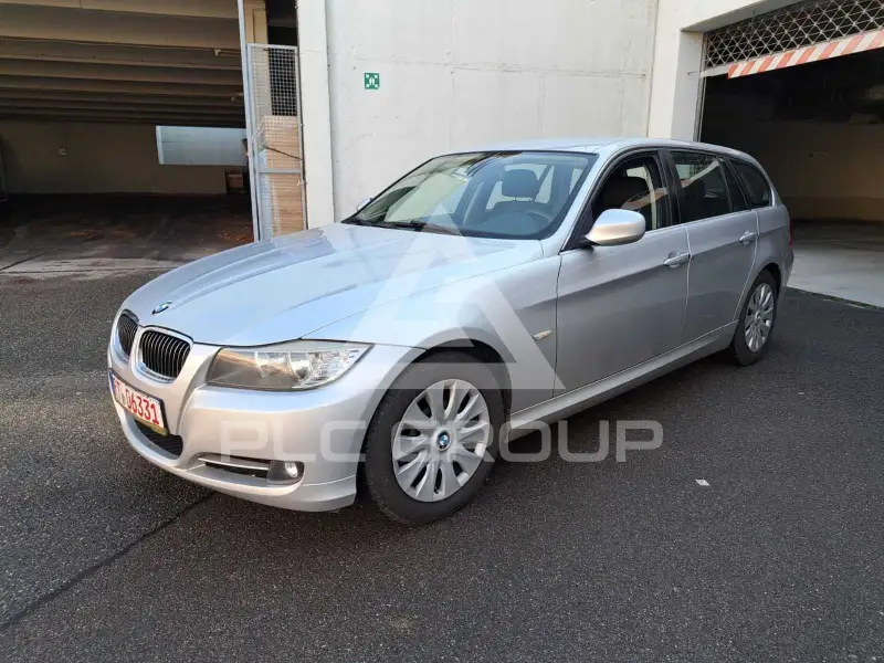 2011 BMW 318
