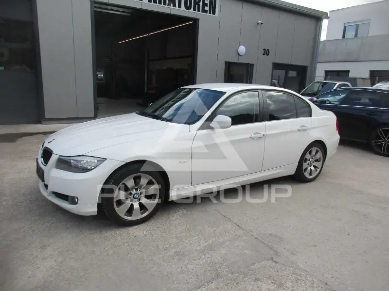 2011 BMW 318