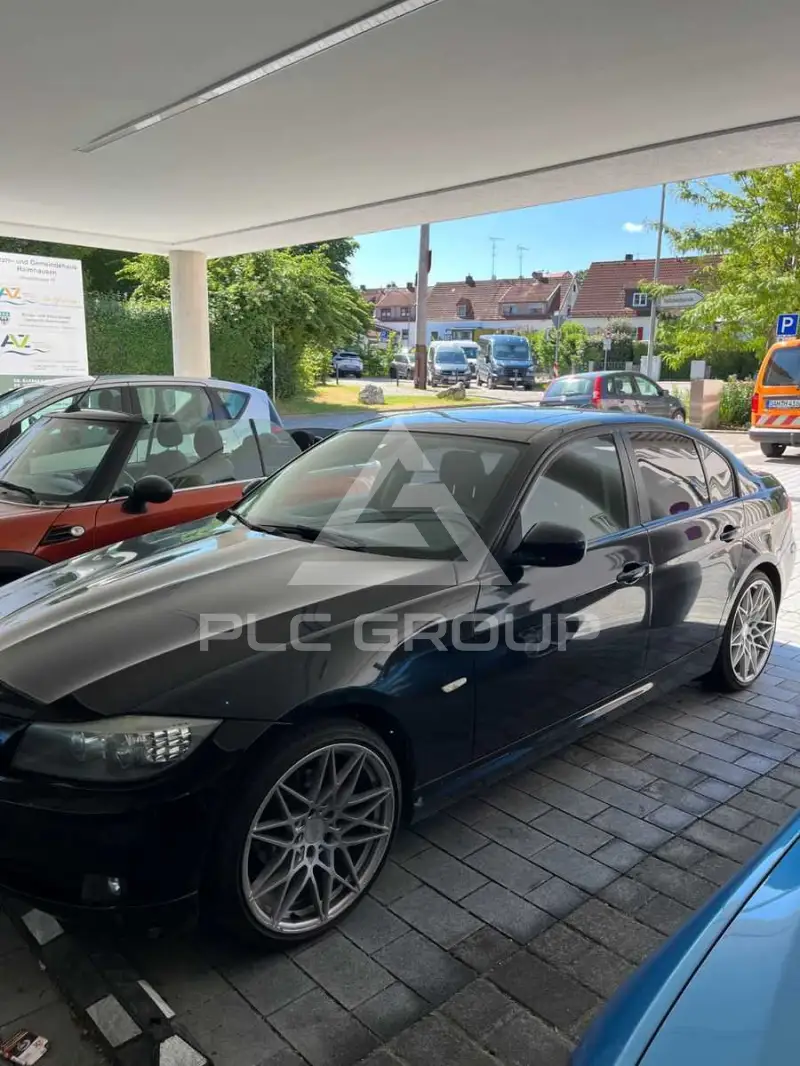 2011 BMW 318
