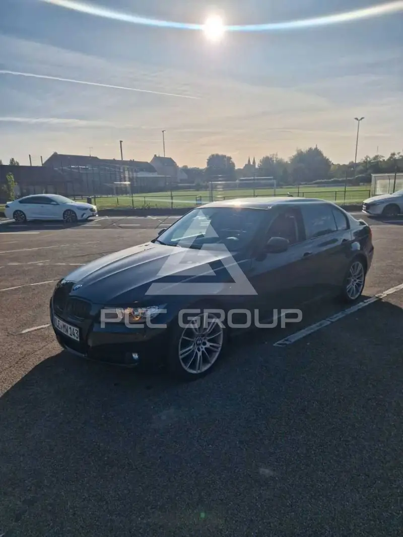 2011 BMW 318