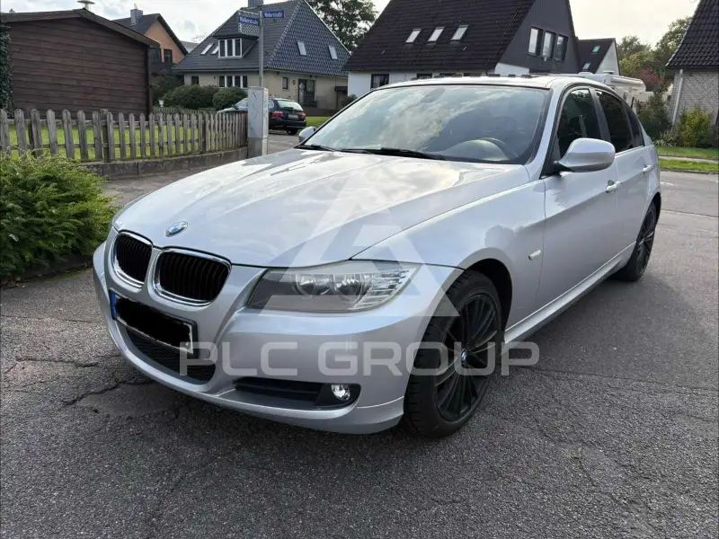 2011 BMW 318