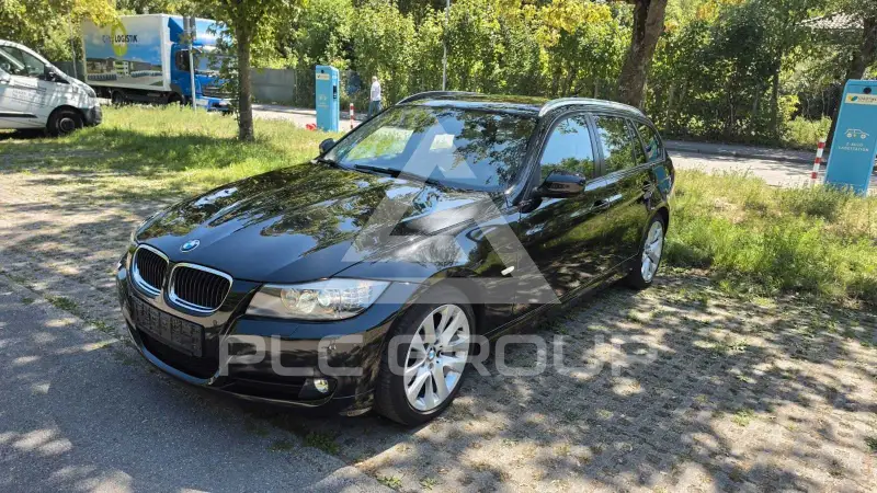 2011 BMW 318