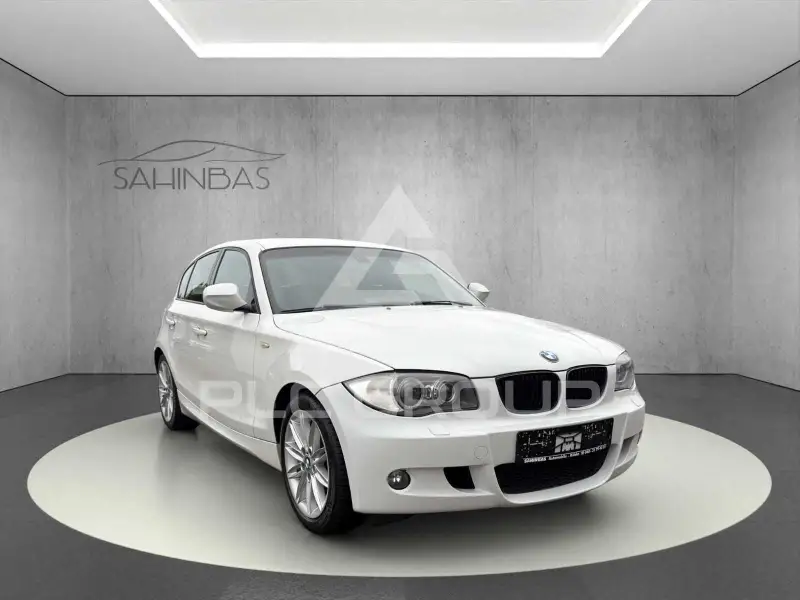 2011 BMW 120
